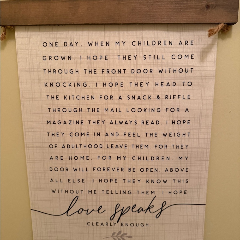 Altar'd State Inspirational Wall Tapestry - Love Speaks